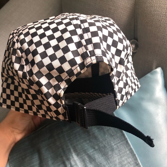 Vans - Picture 3 of 3